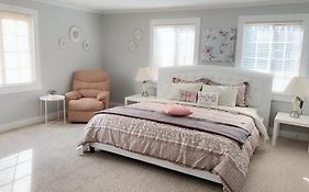 Pasadena Master Room